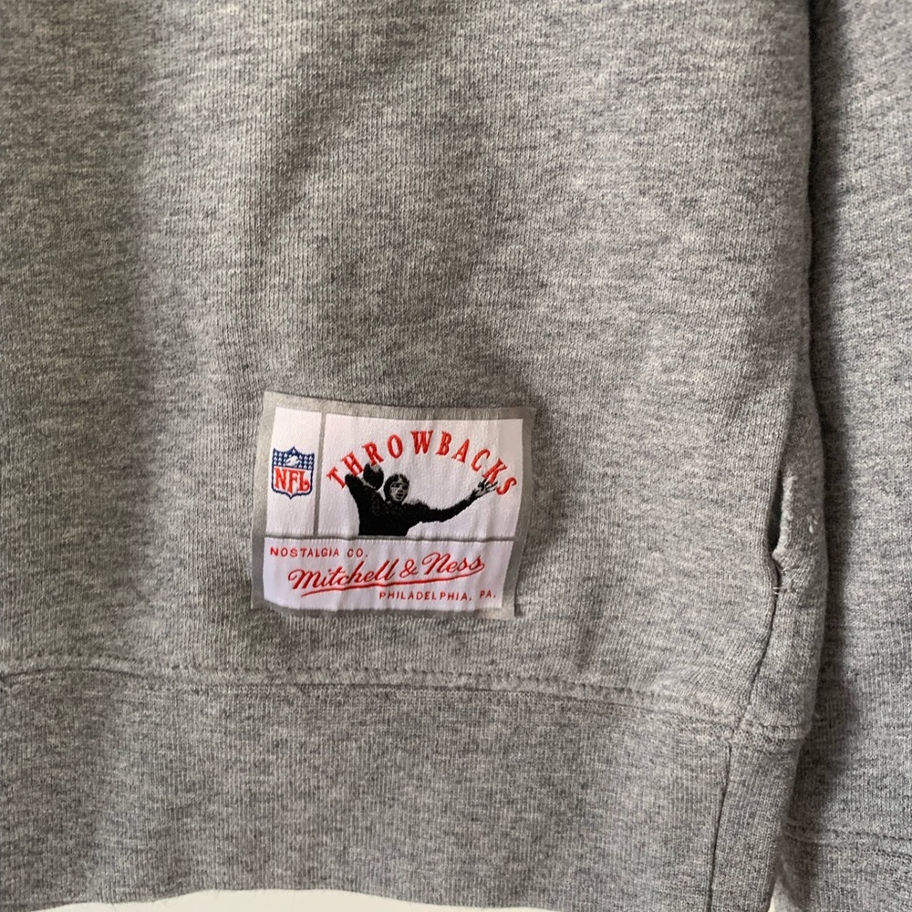 Detroit Lions Mitchell & Ness Crewneck - Picture 5 of 7